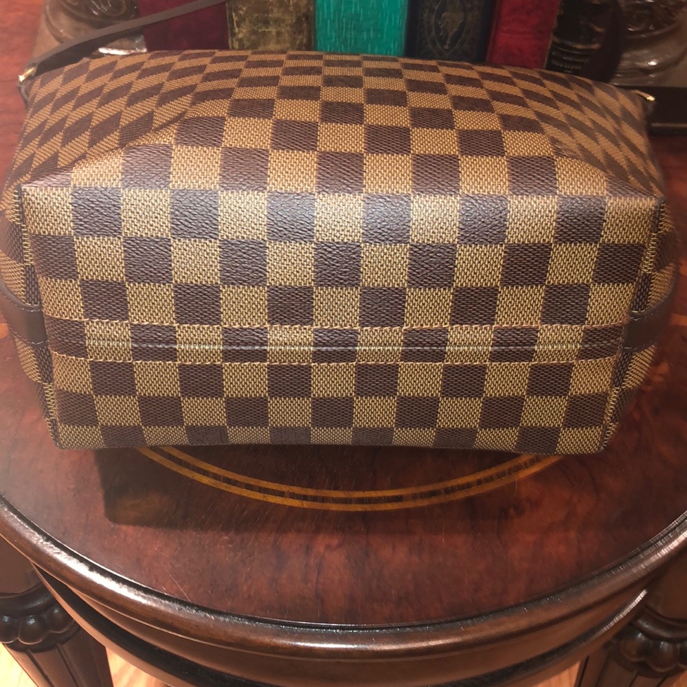 ❤️Louis Vuitton 100% authentic Damier IIIovo mm❤️ - Picture 4 of 8